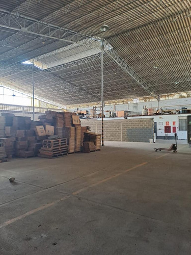 Venta De Galpón En La Zona Industrial Los Naranjos En Guarenas Jm