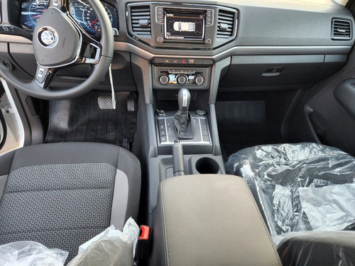Imagen 8 de 16 de Volkswagen Amarok Comfortline 4x4 Aut V6 3.0l 258 Cv