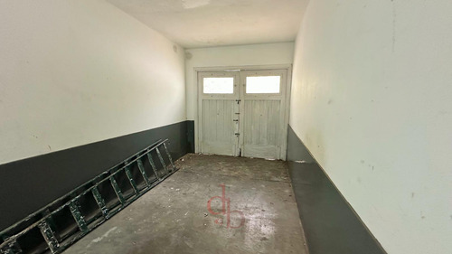 Casa En Alquiler En Inmejorable Zona De Adrogué