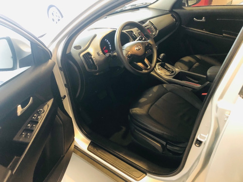 Imagem 9 de 11 de Kia Sportage 2.0 Lx 4x2 16v Flex 4p Automatico