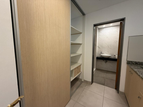 Oficina 55m2 En Alquiler. Ayres De Canning