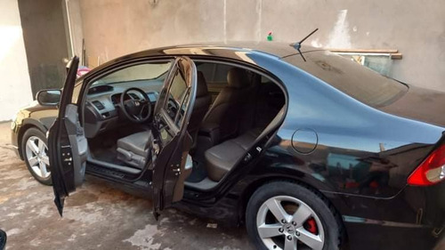 Honda - Civic Lxs 1.8