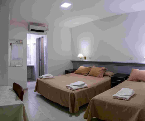 Hotel En Venta, Centro De Las Termas De Rio Hondo