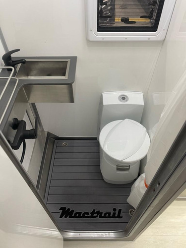 Camper Motorhome 4x4 Cabina Simple Equipado