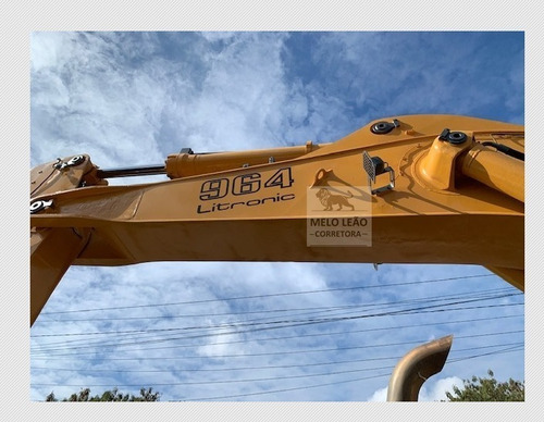 Escavadeira Liebherr R-964 B - Ano 2008 - Com 5.900 Horas