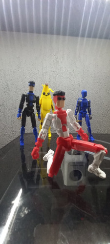 Dummy 13 Version Invincible Omni Mark + Accesorios