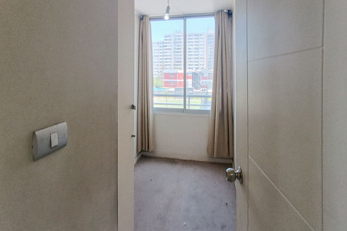 Imagen 22 de 22 de Departamento Con Amplio Living Comedor