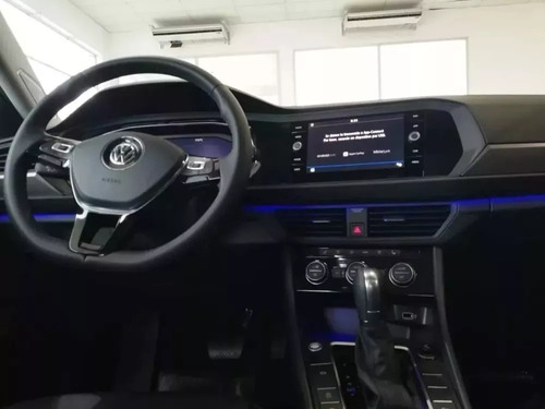 Imagen 10 de 15 de Volkswagen Vento 1.4 Highline 150cv At 8