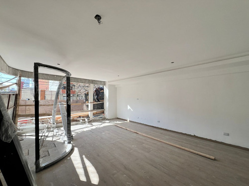 Departamento Piso En Venta En Flores, Capital Federal, Buenos Aires