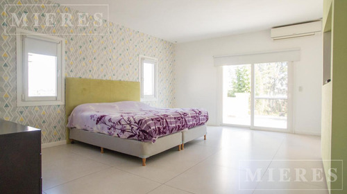 Casa En Venta Con Renta En Los Alisos, Nortdelta.