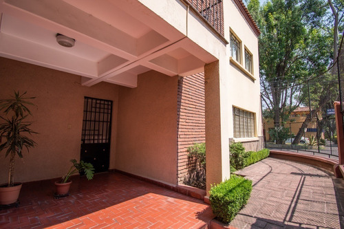 Imagen 1 de 10 de Hermosa Casa En Country Club