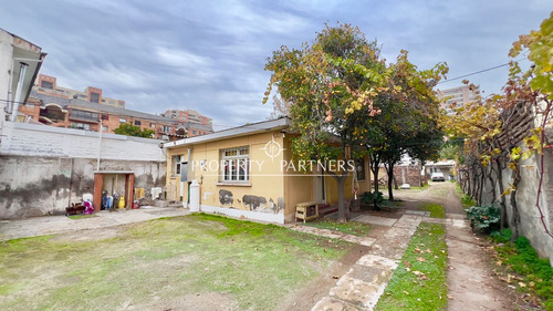 Casa En Venta Con Amplio Terreno En El Mejor Lugar...