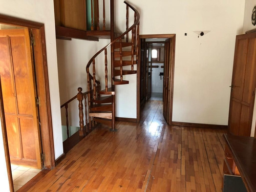 Imagen 17 de 30 de Casa En Venta De 3 Dormitorios C/ Cochera En Lomas Del Mirador