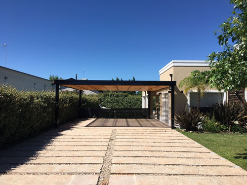 Imagen 2 de 14 de Casa De 3 Ambientes Con Pileta En La Horqueta!!! Con Escritura!!!