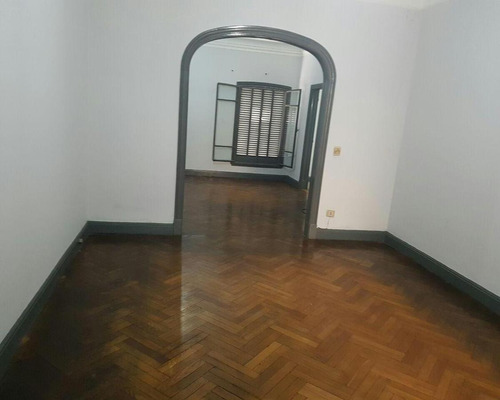 Venta - Departamento 4 Dormitorios 2 Baños - Calle Emilio Olmos