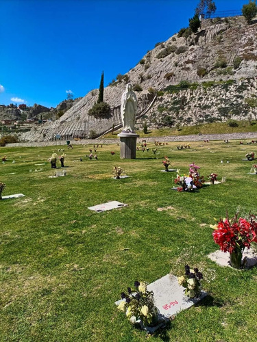 Imagen 3 de 9 de Cementerio Jardín Kantutani - Cementerio Los Andes