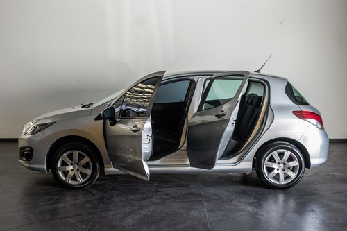 Imagen 2 de 21 de Peugeot 308 2018 1.6 Allure Hdi 115cv Ac449 Nv