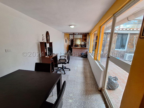 Casa Remodelada Y Ampliada Ubicada En El Trigal De Cabudare,gabriela C