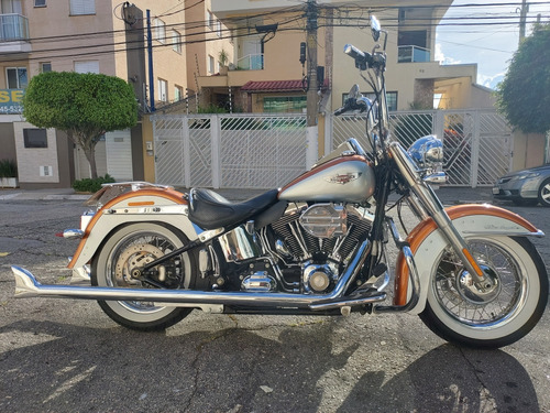 Harley Davidson  Deluxe 