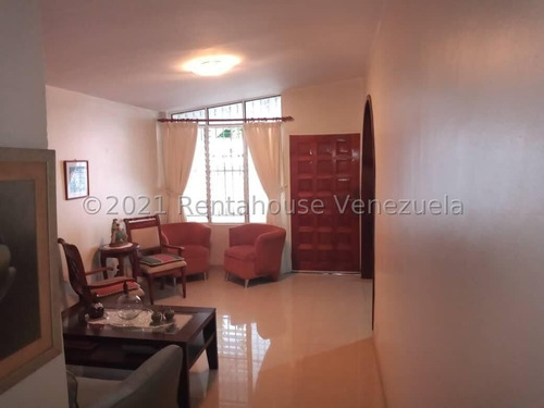 Imagen 3 de 17 de Casa Con Terreno De 604mts En Venta El Castaño Estef 22-8387