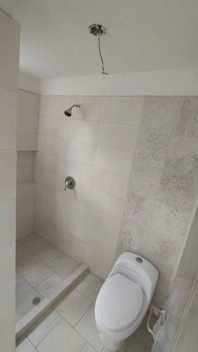 Imagen 6 de 12 de Alquiler Apartamento Obra Blanca Resd Iceberg 109.50m2 El Rincon Mañongo