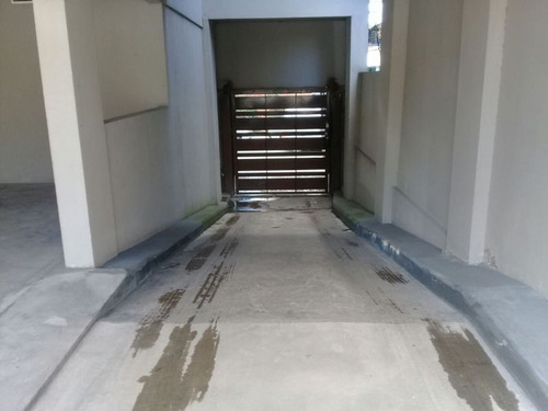 Cochera En Venta En Muñiz