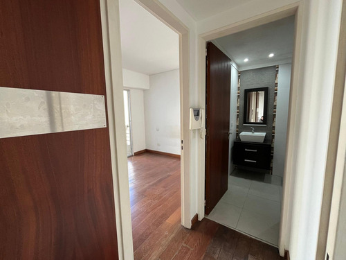 Departamento En Alquiler, Semipiso Dos Ambientes- Balcon Belgrano | Coghlan
