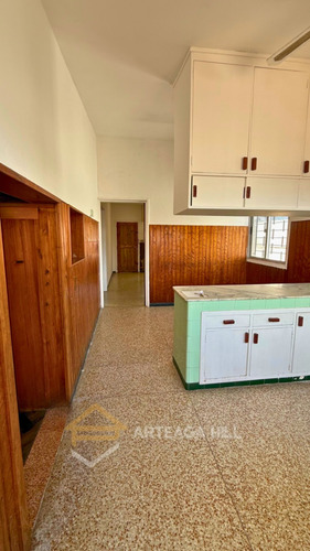 Venta | Dos Propiedades En Un Padrón Único En Malvín - 370 Metros Cuadrados De Terreno