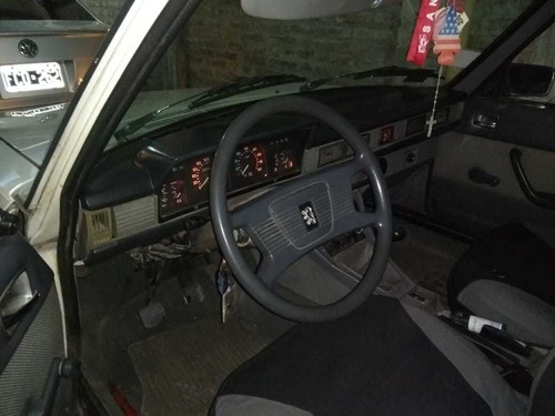Peugeot 504