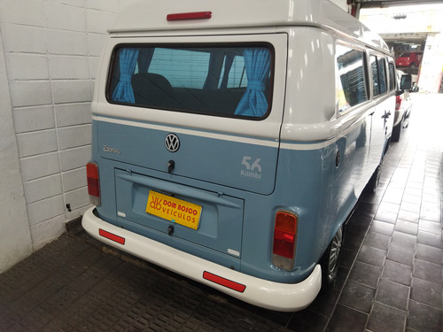 Volkswagen Kombi 1.4 Standard Total Flex 3p