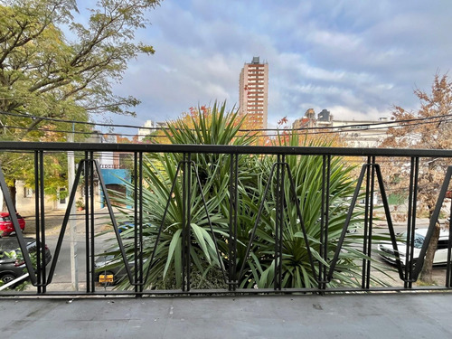 Alquiler De Casa En La Blanqueada De 4 Dormitorios Vivienda O Empresa
