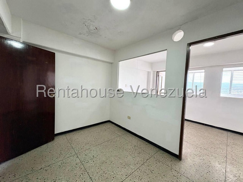 #*25-15752 Oficina En Venta En Barquisimeto - Oportunidad Única. Ubicada En Una Zona Privilegiada De La Ciudad, Barquisimeto, Lara Adelaida Armeya
