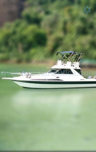 Lancha Dm 33 Barco Iate N Ferreti Phantom Cimitarra Azimut