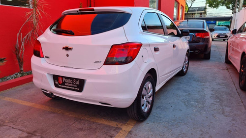 Imagem 3 de 10 de Chevrolet Onix Joy 1.0 Flex Mec