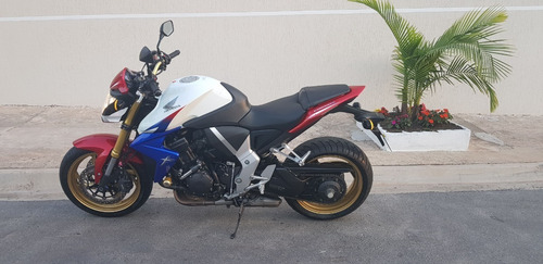 Imagem 7 de 14 de Cb1000r Honda 2013 Capitão América