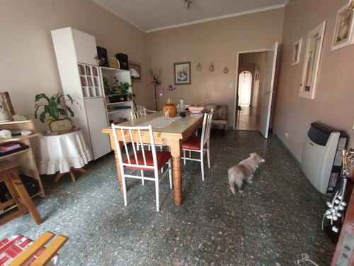 Casa 3 Ambientes Villa Luzuriaga Venta Mas Departa