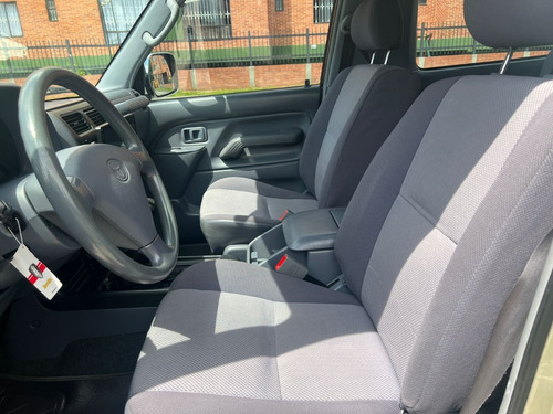 Imagen 12 de 14 de Toyota Prado Sumo 2.7 Mt 4x4