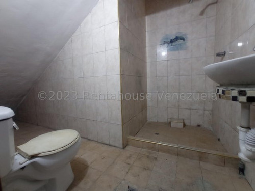 Imagen 2 de 30 de Local En Alquiler Centro De Barquisimeto. Tu Asesor De Confianza Kenlimar Nieto. Contactame *0424 5/2/2/3/7/9/7* Código Flex 23-24114