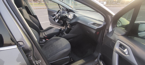 Peugeot 208 1.6 Feline