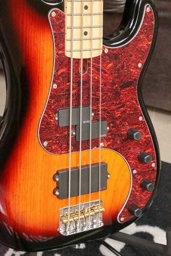 Baixo 4 Cordas Condor Music Man Custom Natural Ativo
