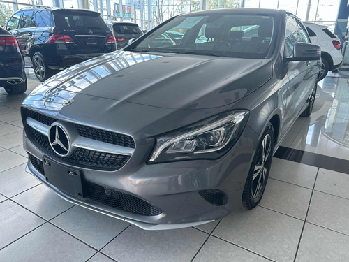 Mercedes-Benz Clase CLA 1.6 200 Cgi Mt