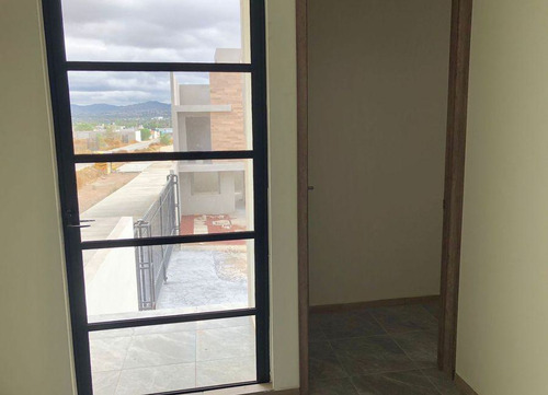 Casa En Venta En Mineral De La Reforma Valle De Las Estrellas Hgo