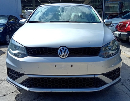 Volkswagen Vento 1.6 Starline At