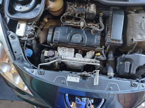 Peugeot 207 Compact 2011 Motor 1.4 Xr 5p 2011 Única Dueña