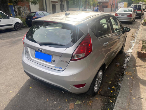 Ford Fiesta Titanium 1.6