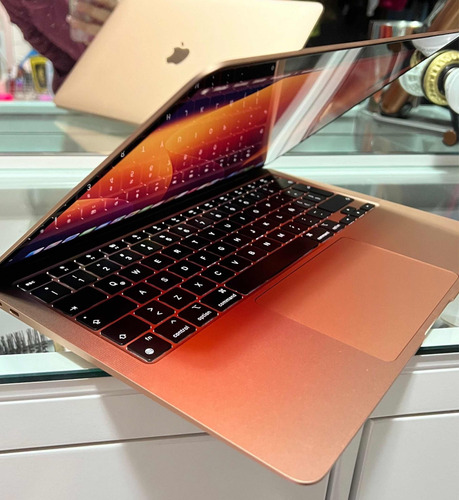 Macbook Air M1 (Usado)