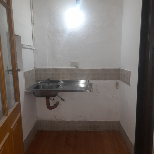 Imagen 11 de 13 de Local Con Posibilidad Vivienda