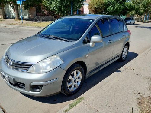 Nissan Tiida 1.8 Tekna