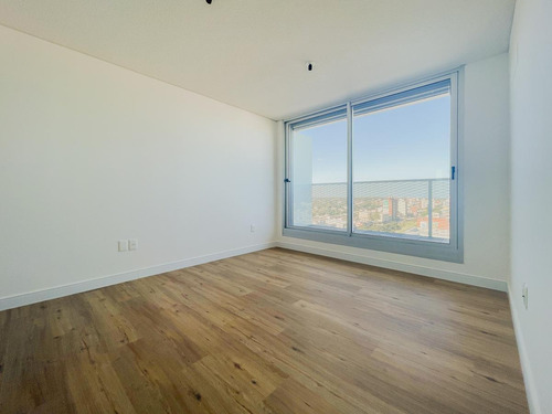 Venta De Apartamento 3 Dormitorios Con Terraza En Malvín
