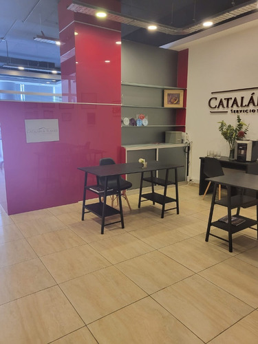 Imagen 4 de 14 de Impecable Oficina En Amaneceres Office!!! Uno De Los Edificios Mas Buscados De Canning!!!